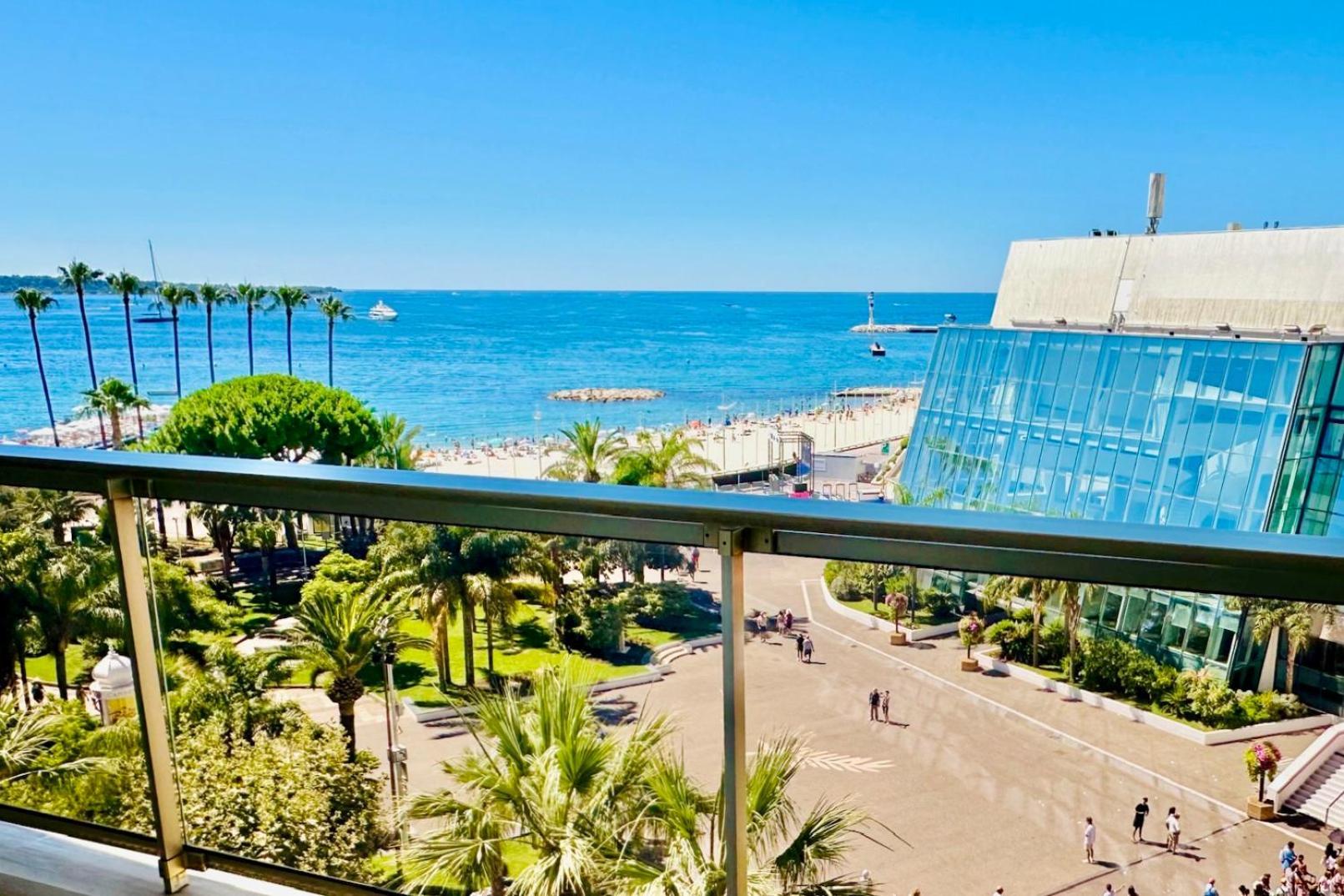 Cannes - Croisette - Palais Des Festivals Eksteriør billede